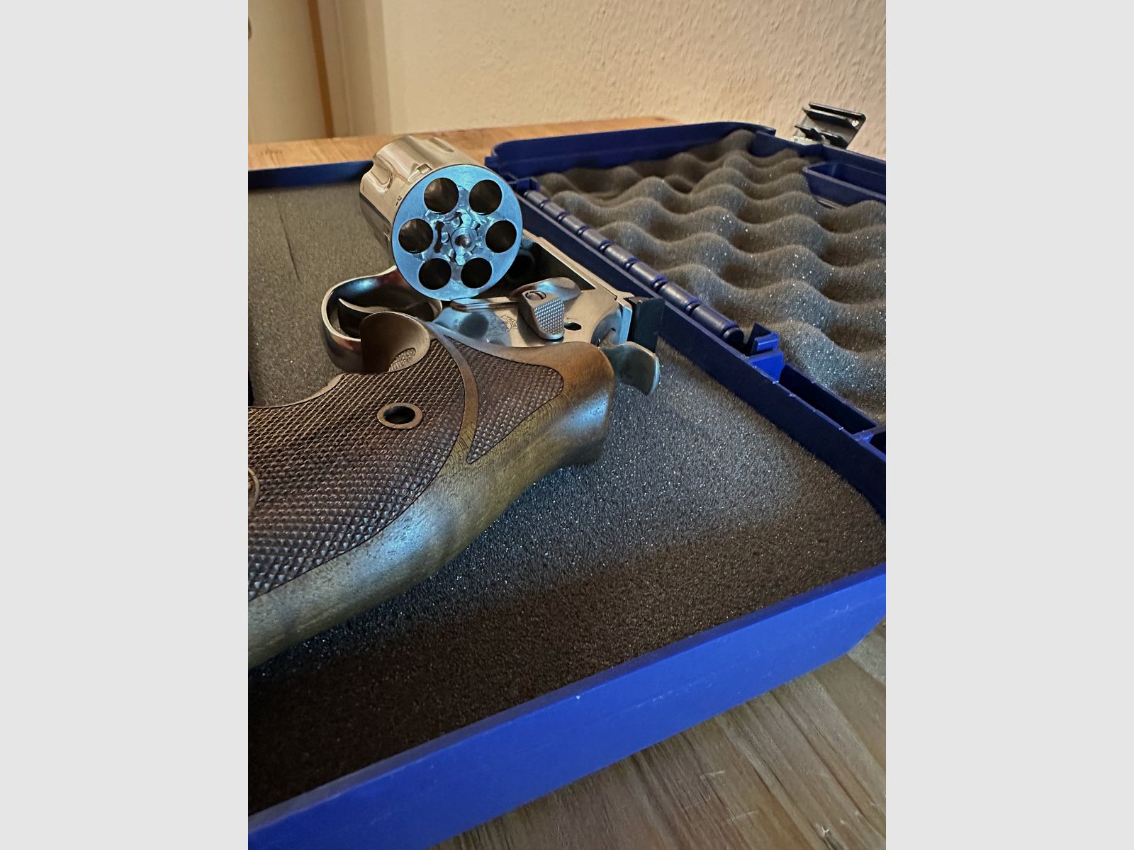 S&W 686 Deluxe Match Master .357 Mag – 6 Zoll – Wie neu (Kauf 04/2024)