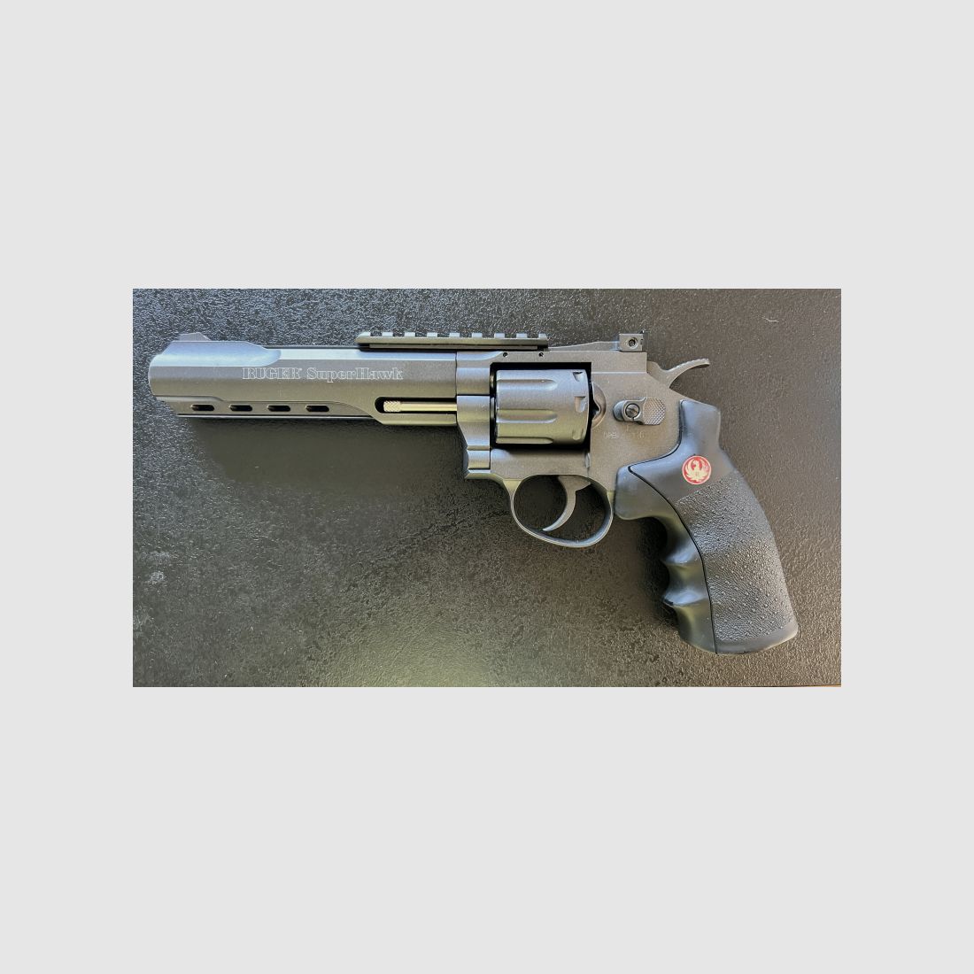 Ruger SuperHawk Airsoft Revolver 6" CO2