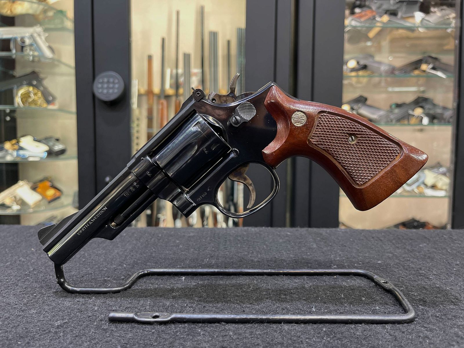 Smith & Wesson Mod 19-4, image 3 sur 21