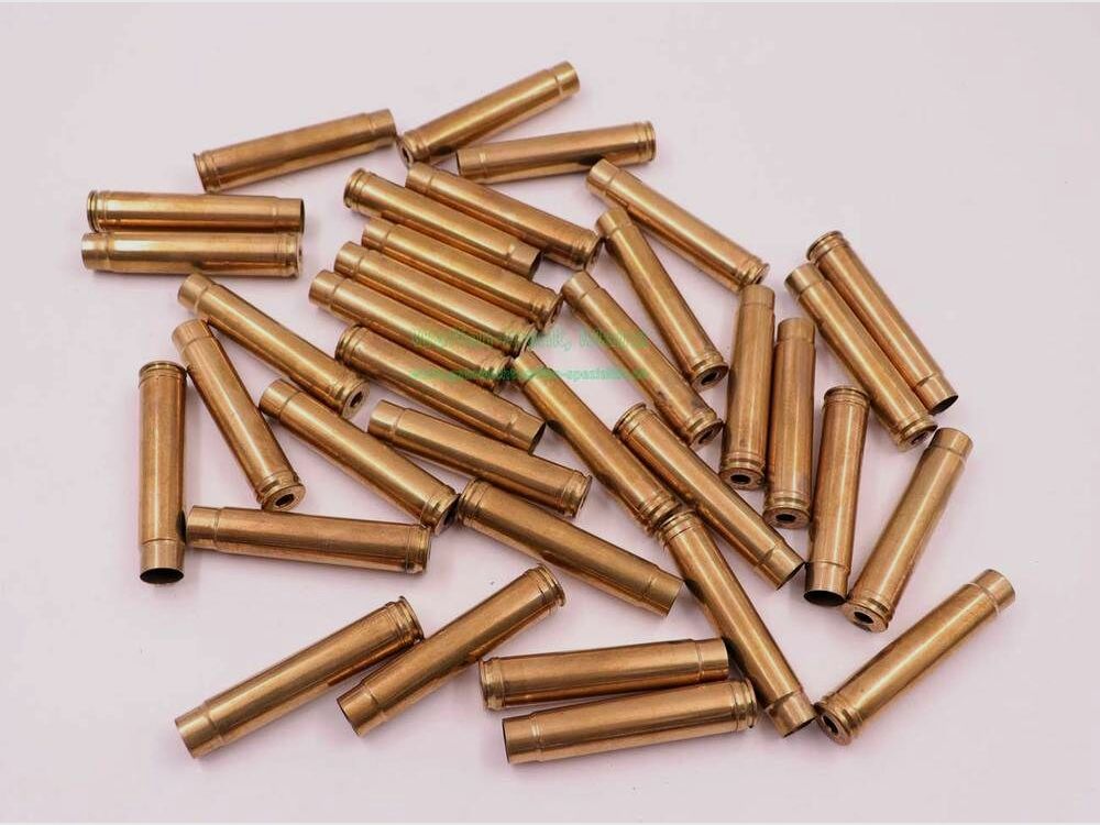 A-Square Alphin Press. Long rifle cases, used .425 Express