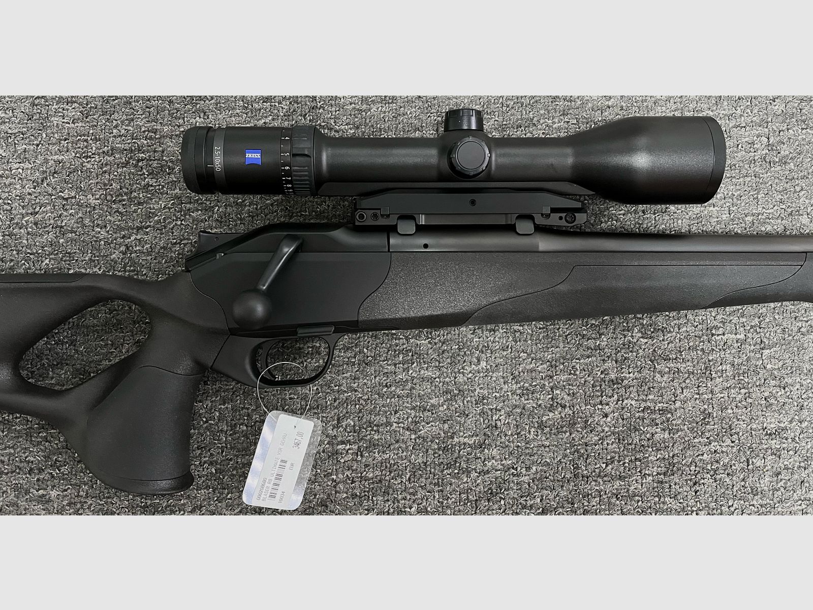 Blaser R8 Professional Success .30-06 + Zeiss Victory HT 2.5-10x50 + Dentler Mount