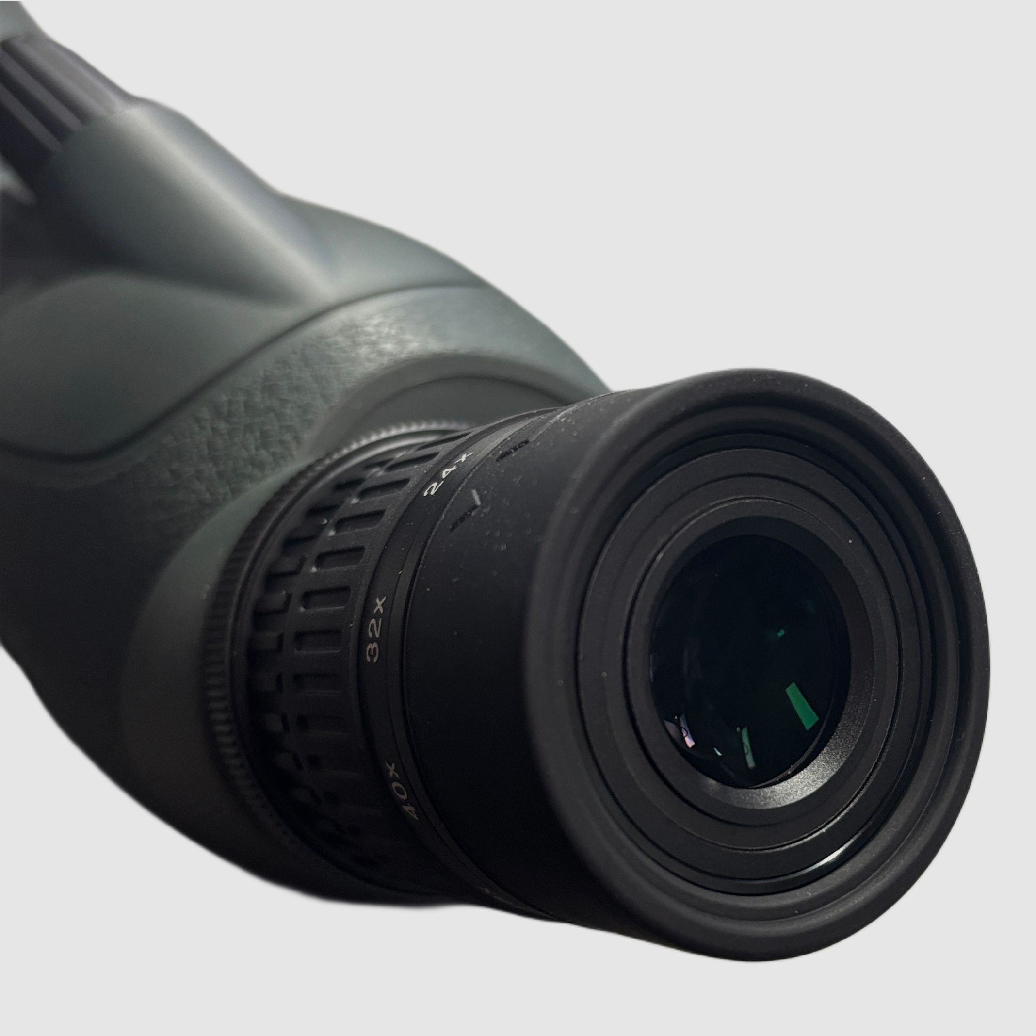 Wystawca FOCUS Outlook 16-48x65 wodoodporny teleskop z torbą 114924-1