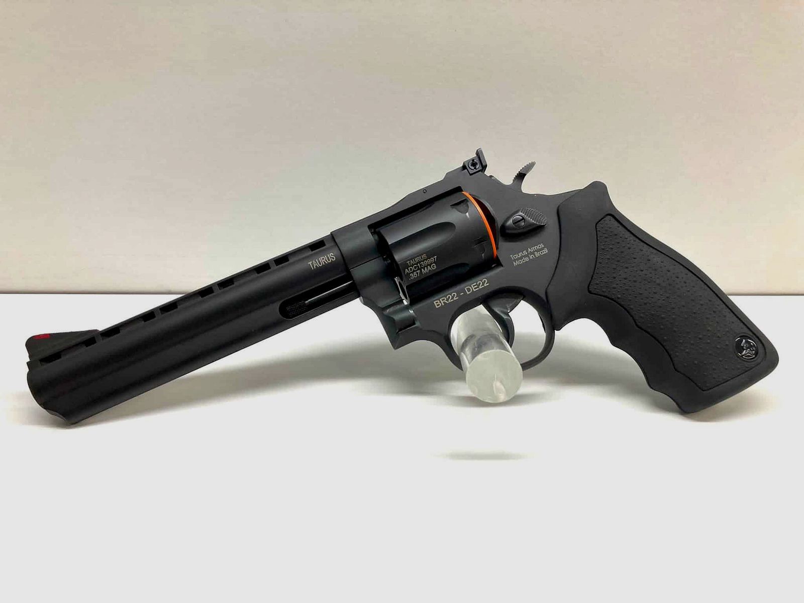 TAURUS 689 | 6″