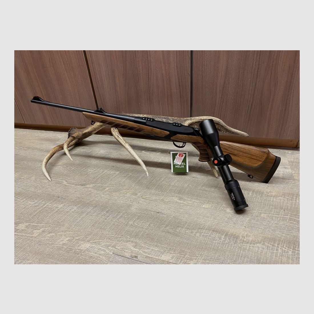 Merkel	 RX Helix Lady DS, mit Leica Fortis 6 2-12x50 i