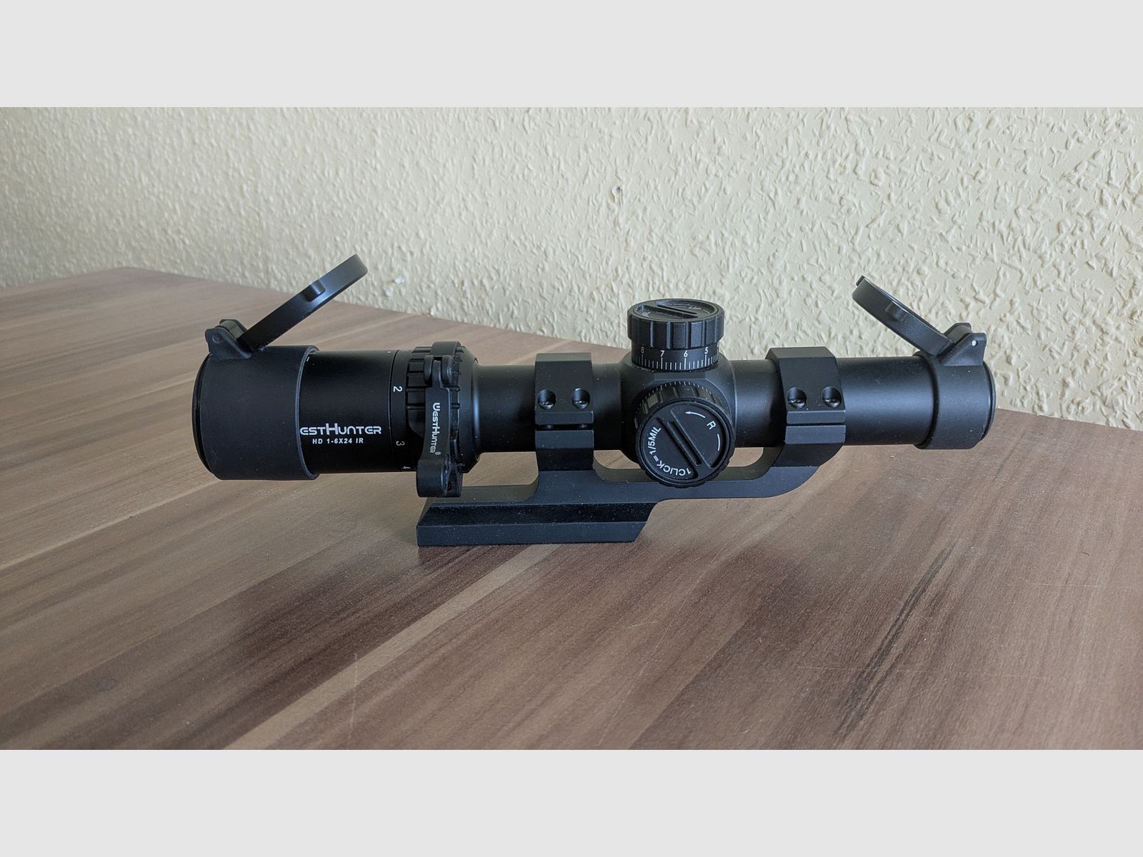 WestHunter Optik HD 1-6x24 IR SFP Zielfernrohr (Reserviert)