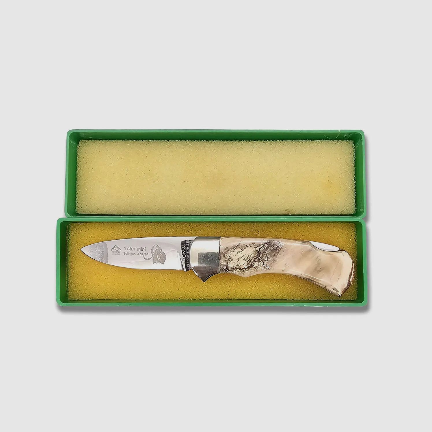 PUMA 4-star mini mammut Nr. 00 / 20