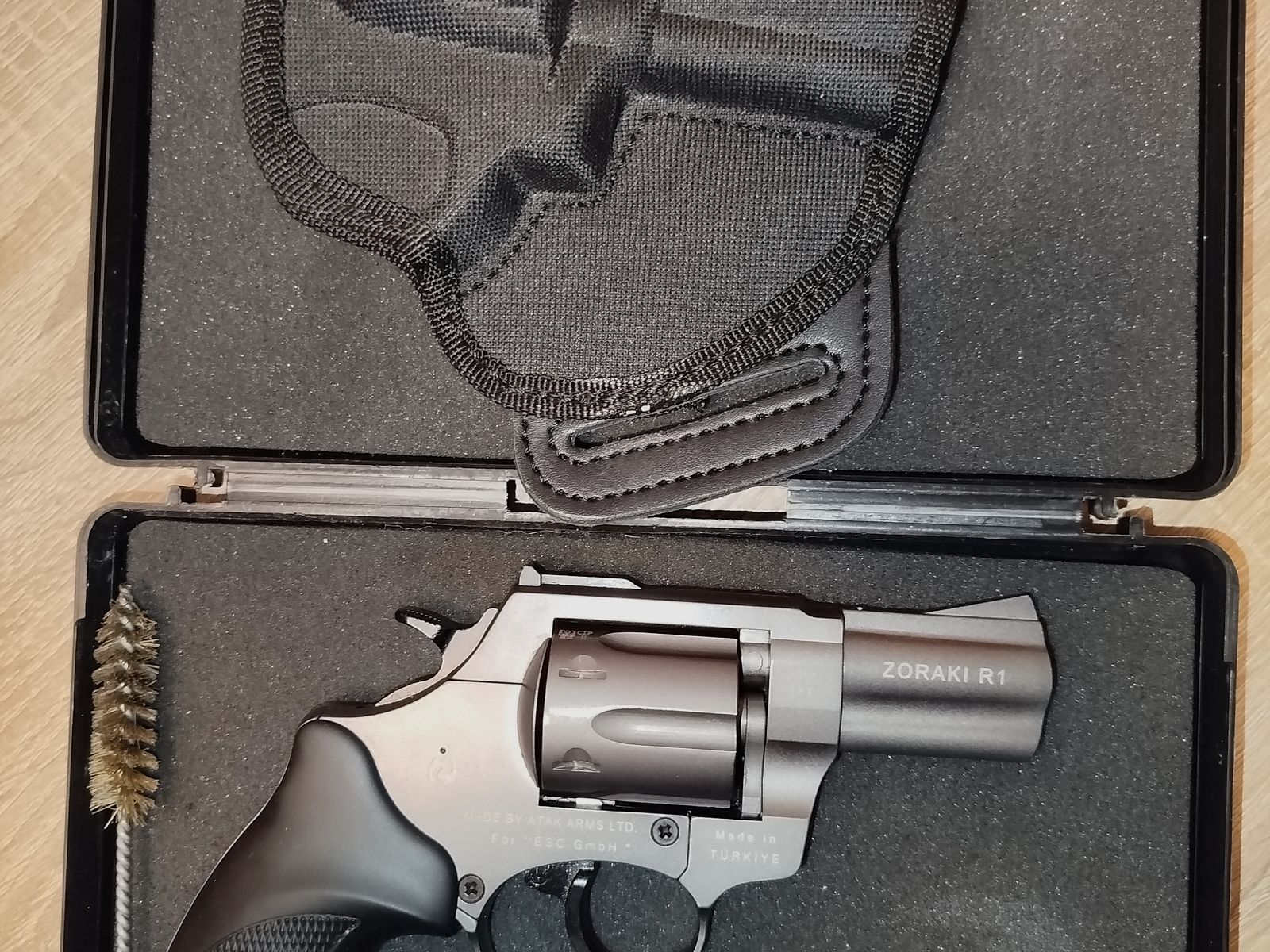 Revolver a gas e a segnale
