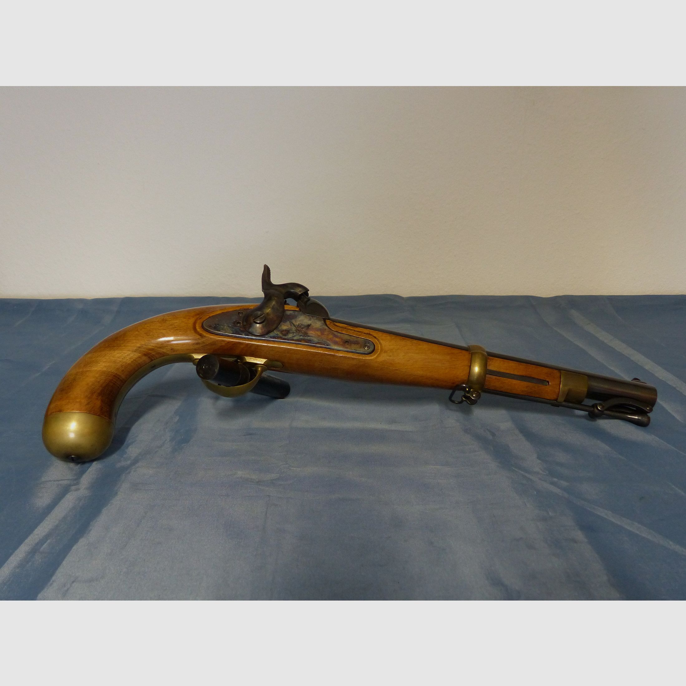 Navy Arms 1855 Dragoon Carbine Vorderlader Pistole mit Anschlagschaft von Antonio Zoli Cal. .45 vintage