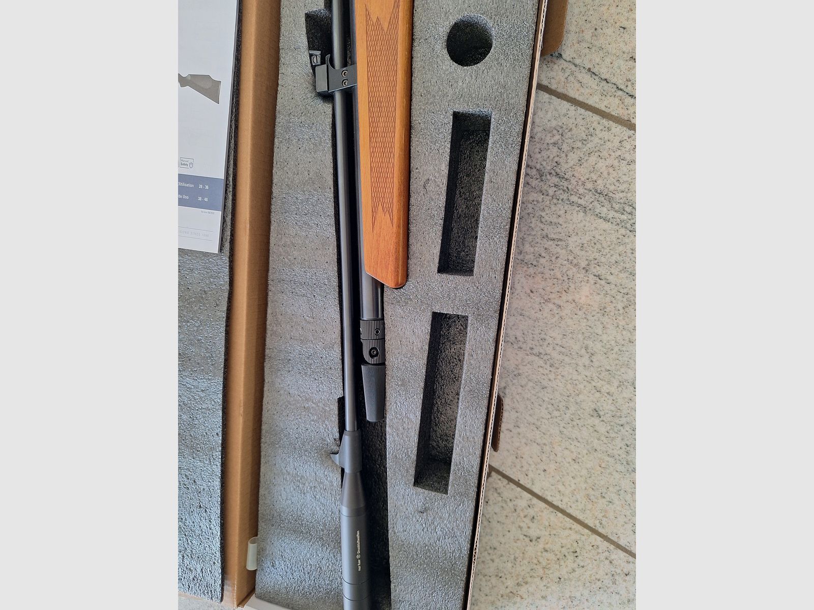 Diana Trailscout Wood Co2-Rifle 4,5 mm Diabolo avec accessoires