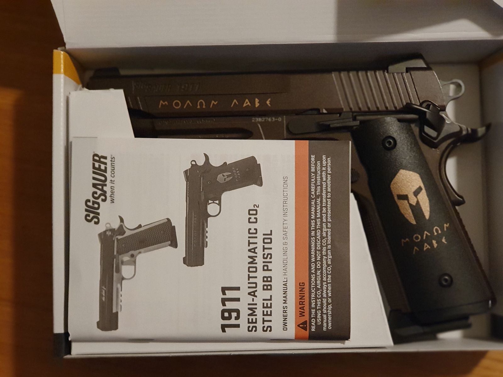 Sig Sauer 1911 Spartan Co2-Version 4,5 mm Stahl-BB, wie neu mit OVP