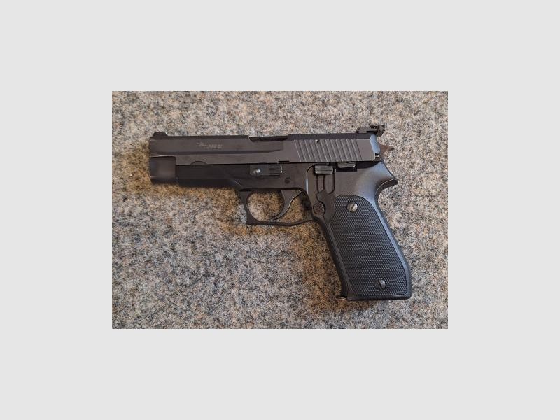 Pistole Sauer & Sohn P220 Kal. 45ACP