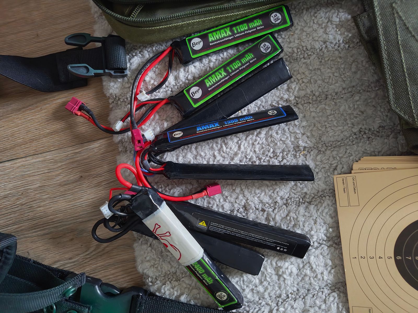 Airsoft mit viel Zubehör