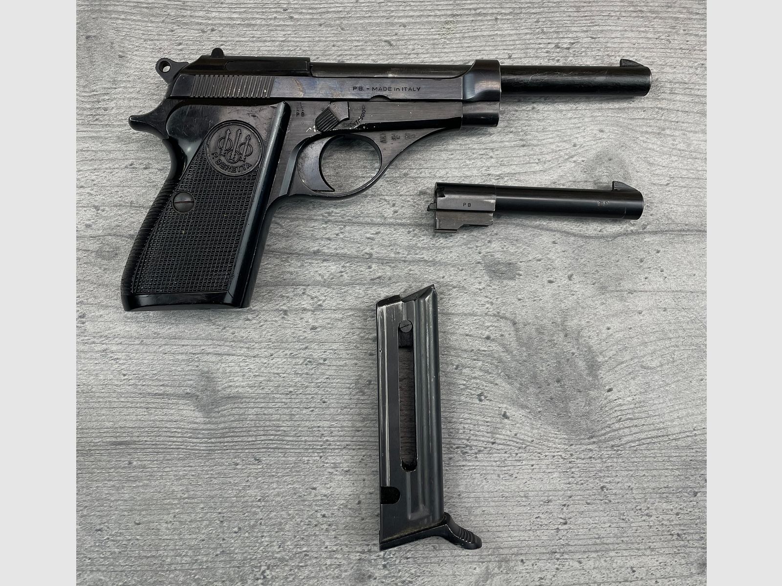 Pietro Beretta Mod. 72 KK pistol + long barrel & 1 magazine -> collector's item