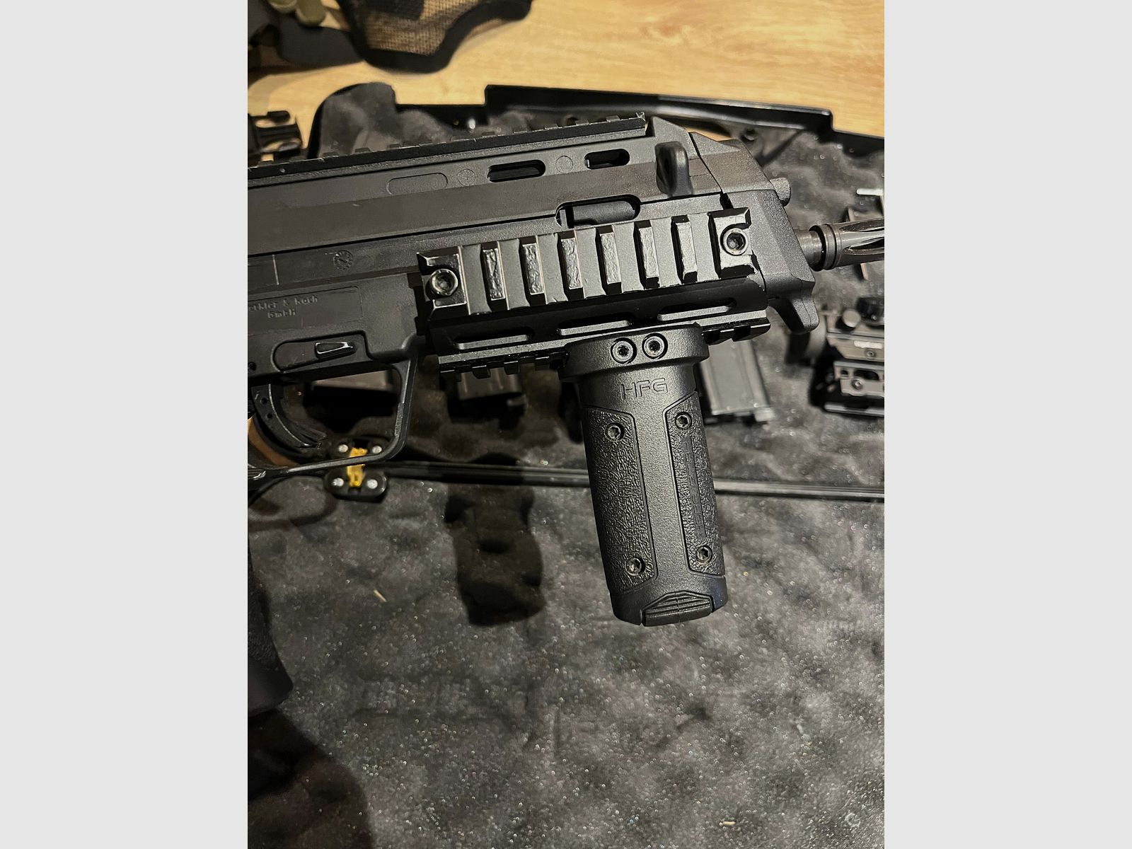 VFC MP7A1 GBBR con vari accessori