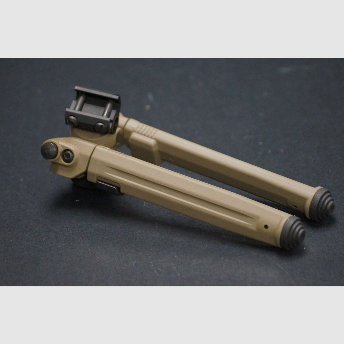 Magpul Bipod Picatinny FDE, image 2 sur 6