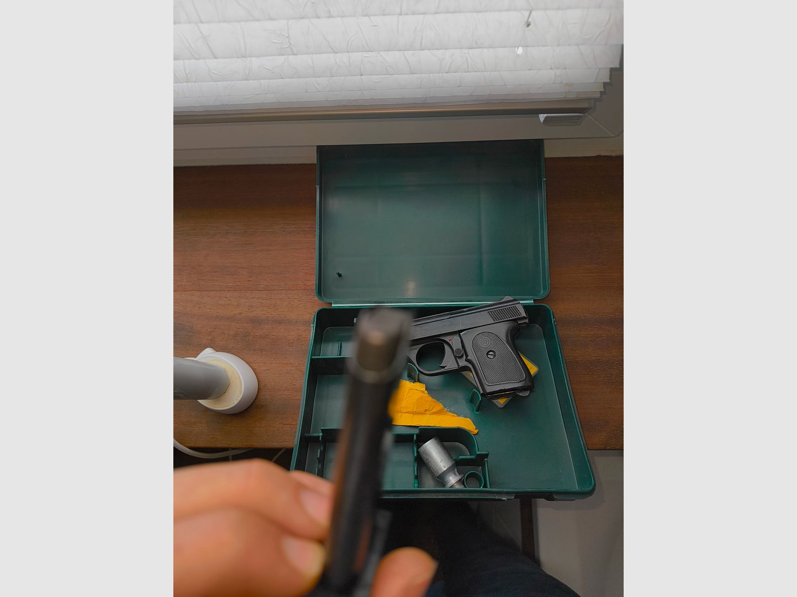 6ME 8 Detective Schreckschusspistolen