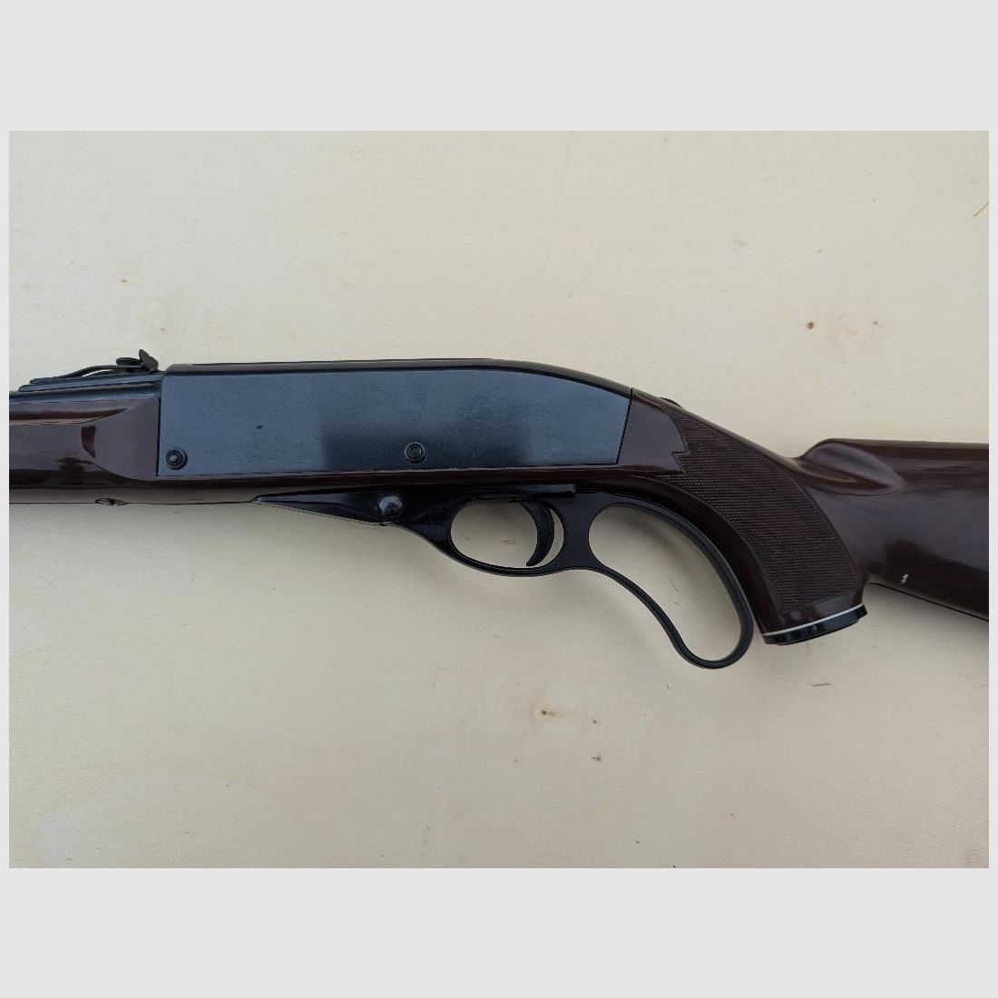 Nylon 76 Remington .22lr, onderhevel herhalingsgeweer