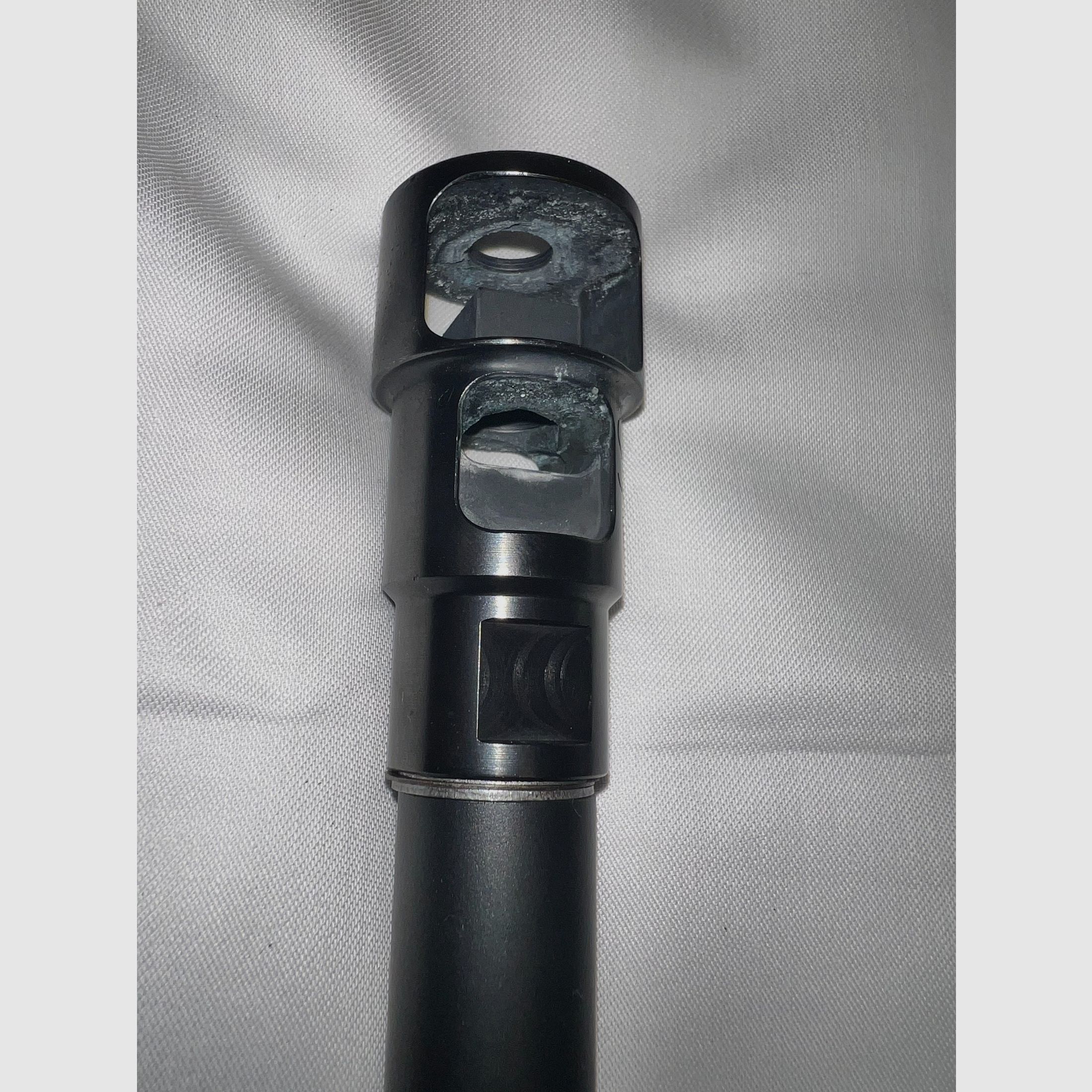 Schmeisser AR15-9L 9 mm Luger + 10 magazynków – karabin samopowtarzalny kat. B – broń dziedziczona sprzedaż prywatna Vorarlberg, zdjęcie 2 z 7