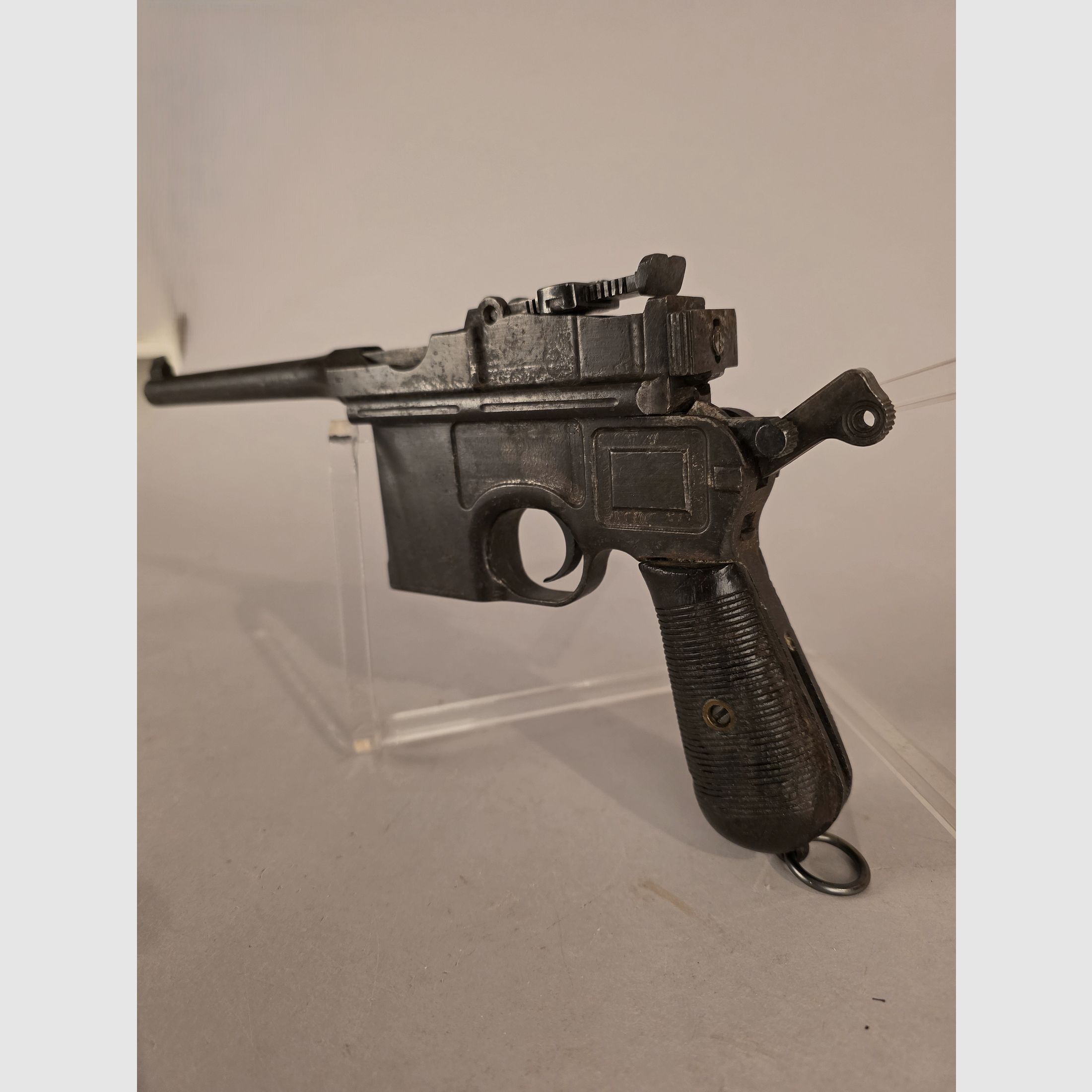 Mauser C96, Broomhandle, Mechanika trochę się zacina (potrzebna wiedza)
