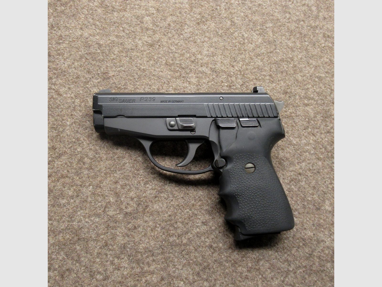 Pistolet SIG SAUER mod. P239 Polca TI cal. 9mm Para, image 2 sur 3