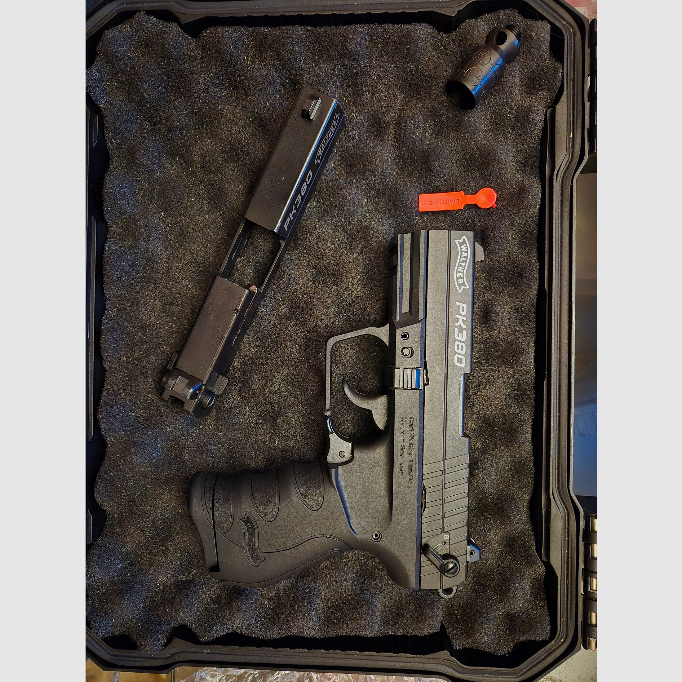 --- NEU --- PK 380 --- 9mm P.A.K --- UNGESCHOSSEN --- STAHLVERSCHLUSS --- VERSANDKOSTENFREI ---