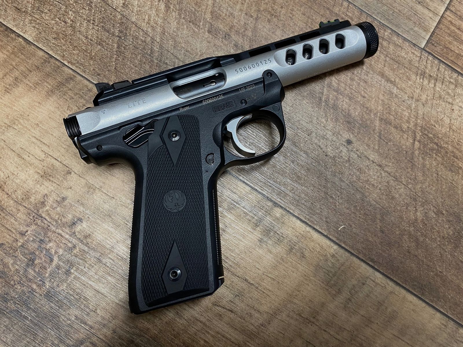 Ruger Mark IV 22/45 Lite OR .22lr  Optics Ready- Neuheit sofort lieferbar