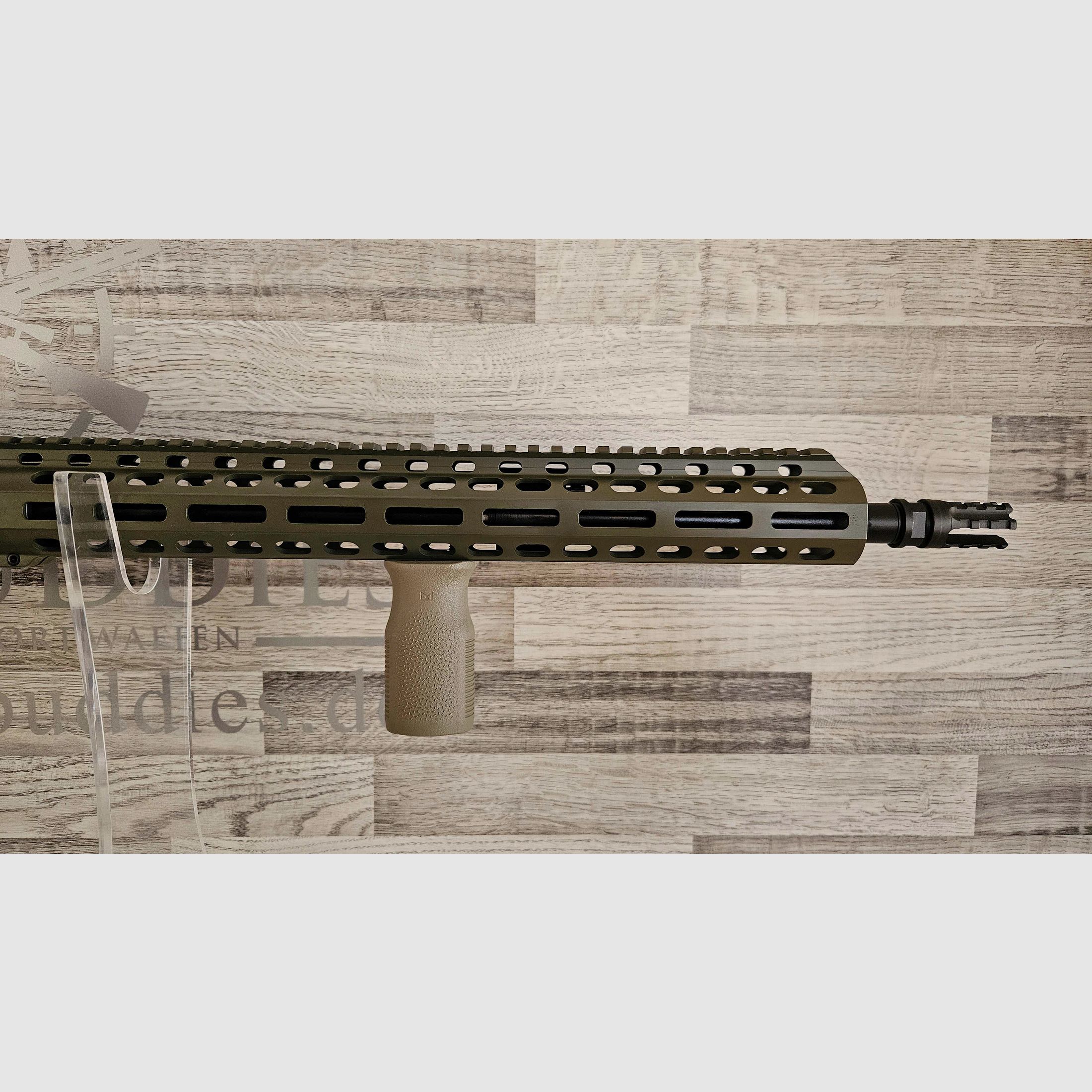 Schmeisser AR15 M5FL Sondermodell MAGPUL 16,75" OD Green .223Rem mit Zieloptik - versandkostenfrei ! - Neuware vom Fachhandel