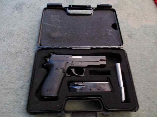 Pistole SIG SAUER Mod. P226 S, 9mm Para u. WL-Lauf 4mm