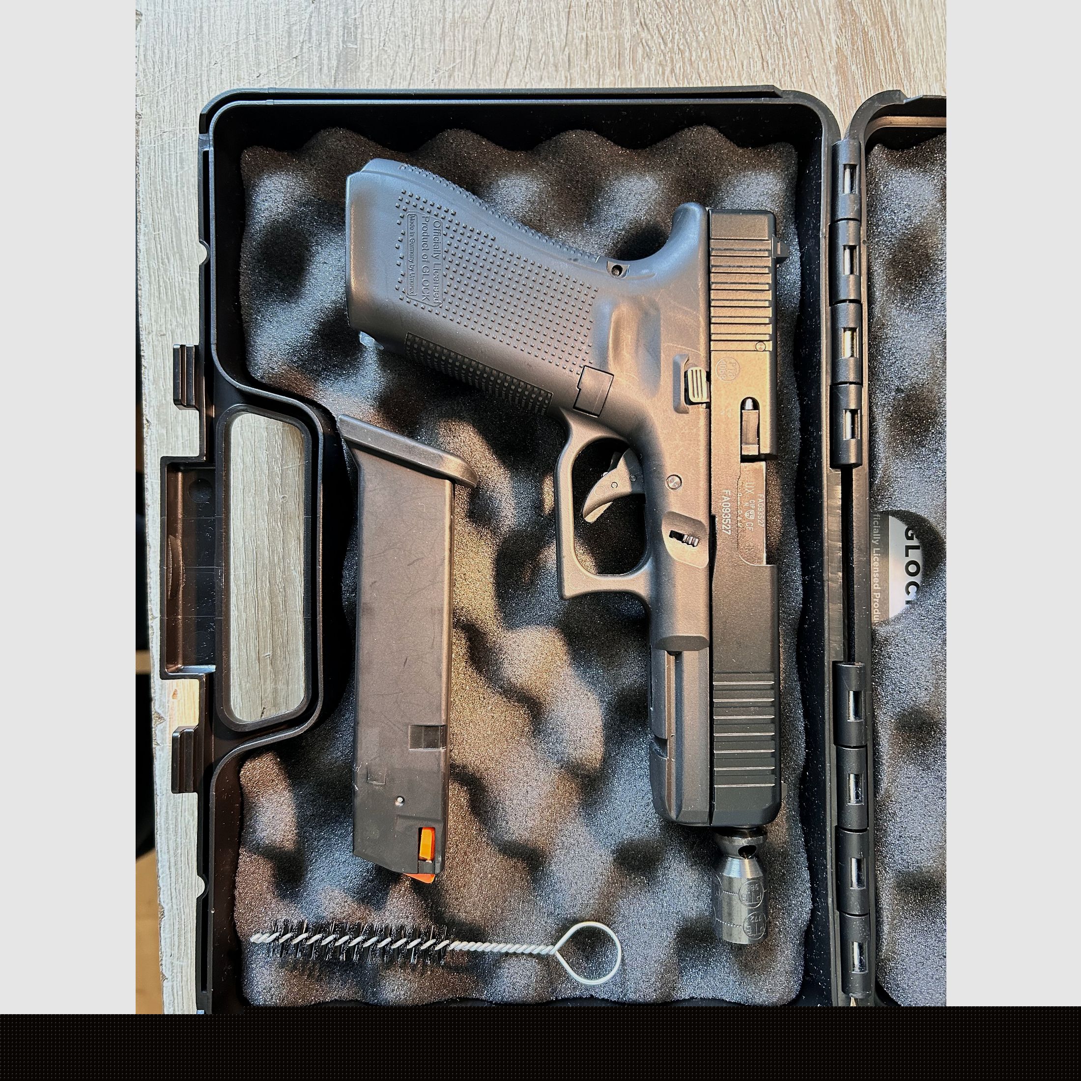Glock 17 Gen. 5 Schreckschusspistole Umarex