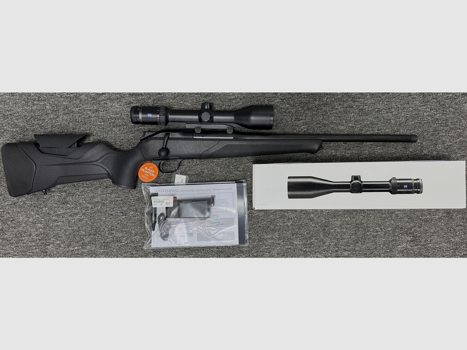 Blaser R8 Professional 2.0 - 8x57IS + M15x1 + LL 52cm + Zeiss Victory HT 2,5-10x50 - Neuwaffe