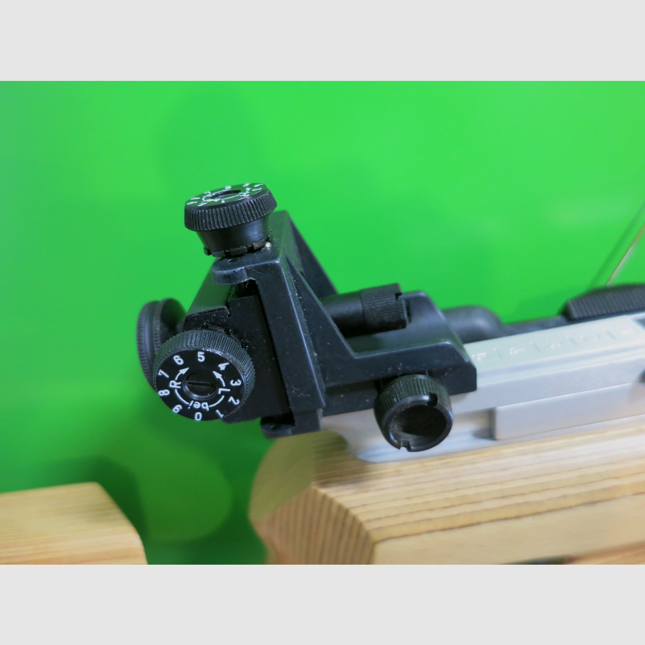 Feinwerkbau 601 (FWB601) fucile ad aria compressa da competizione; SISTEMA SINISTRO, calciolo regolabile, copri-calciolo, diottro, calibro 4,5 mm .177 #48