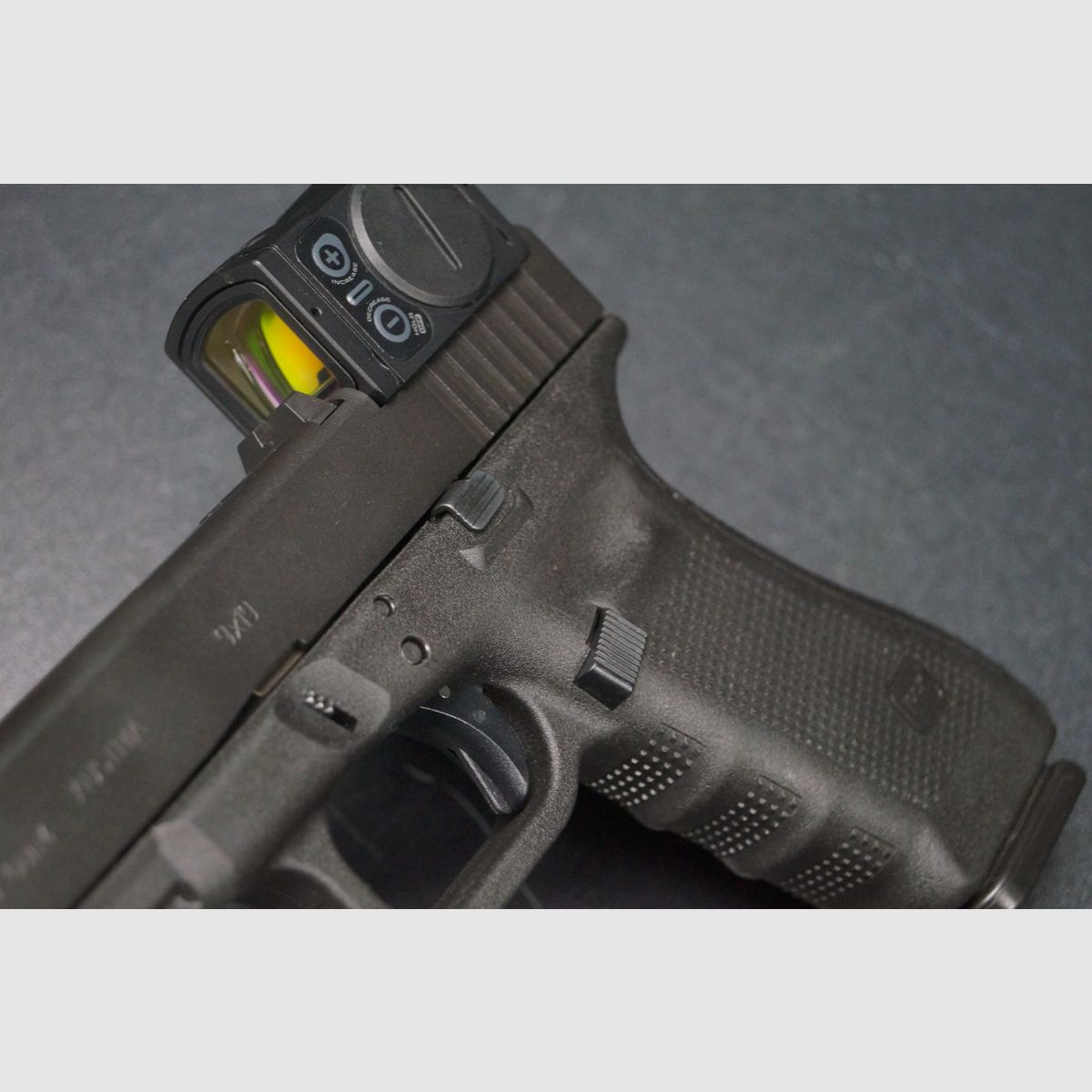 Glock 17 Gen4 Aimpoint Acro, Bild 4 von 6