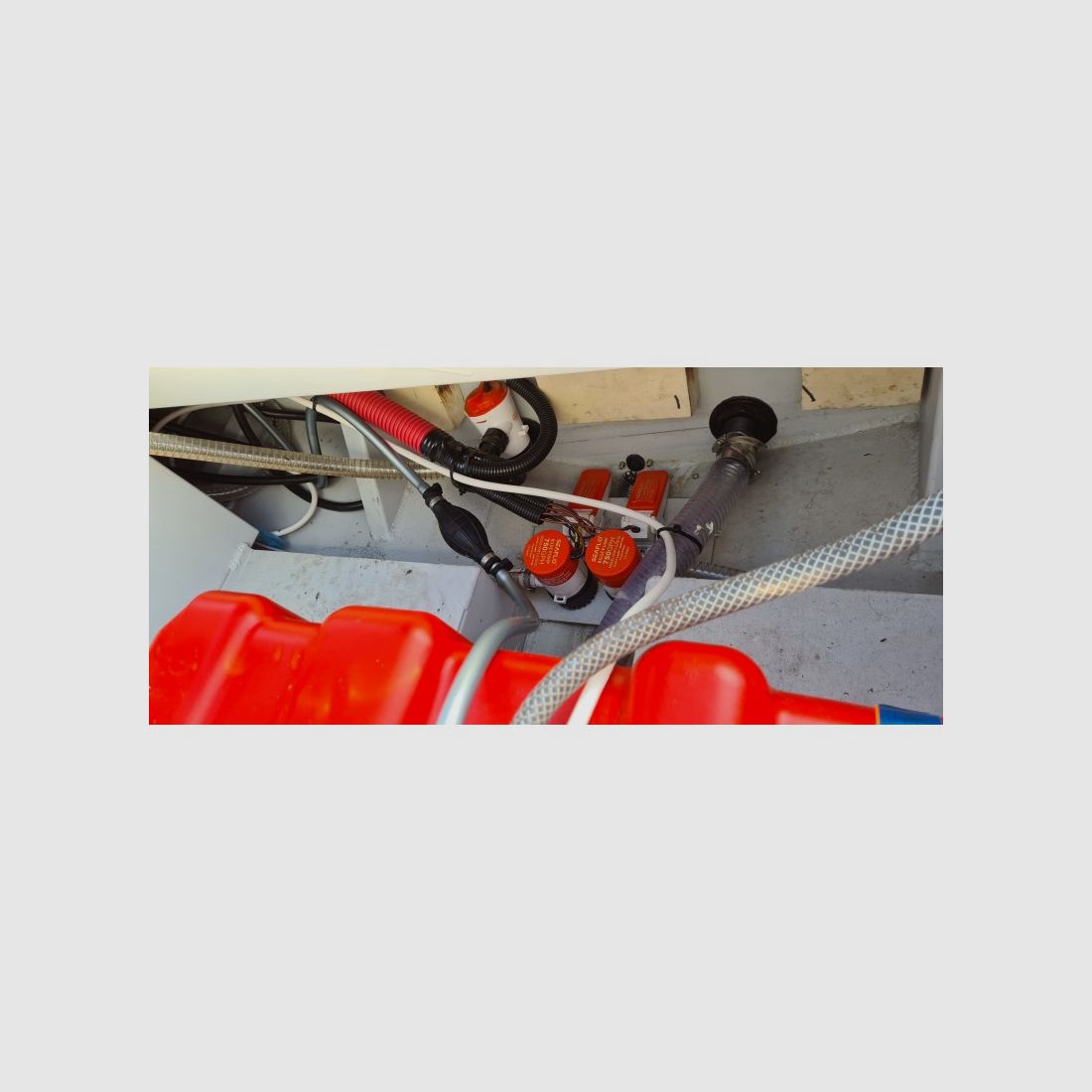 Bass Boat Pro Angeln 460 neu, Bild 9 von 11