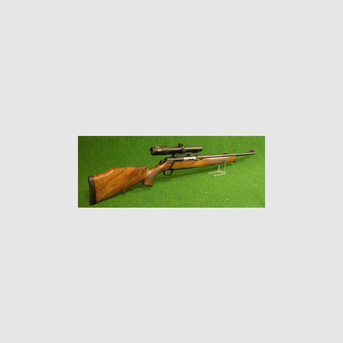 SAUER 303 ELEGANCE Cal. 30-06 Sauer + orig. Sauer ISI Mount + Meopta Meostar R1 1-4x22 RD K-DOT illuminated Top Drive Hunting Weapon