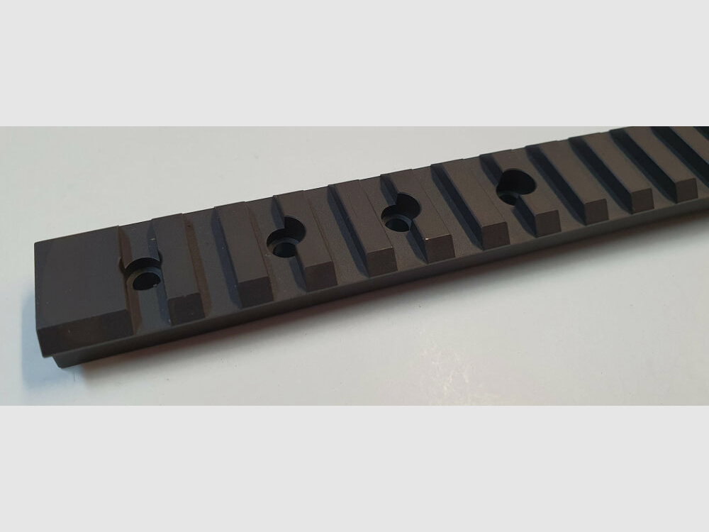 MHS Picatinny rail do BERGARA BA 13, stal, matowy czarny, 260mm, ekstra długi, Niemcy