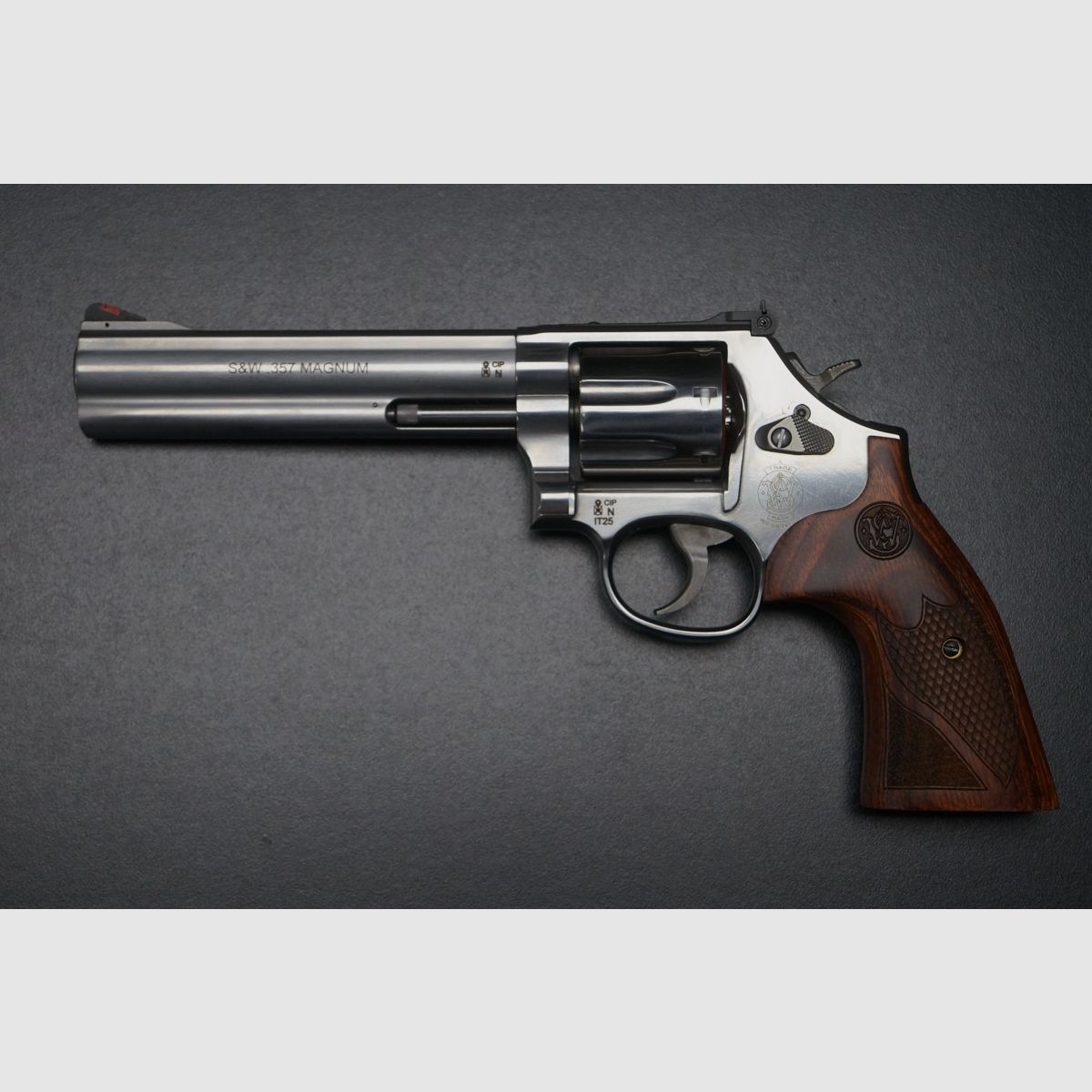 Smith & Wesson 686 Plus Deluxe, Bild 8 von 8