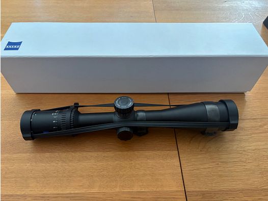 Celownik optyczny Zeiss v4 4-16x44