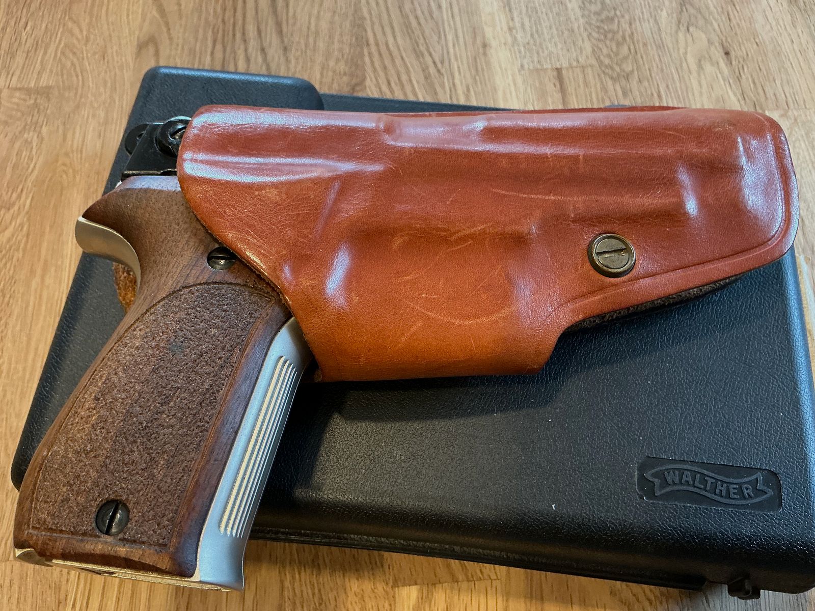 Pistol leather holster, brown, Classic Line SIG-P.226