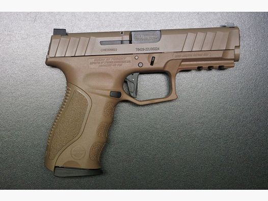 Stoeger STR-9 FDE