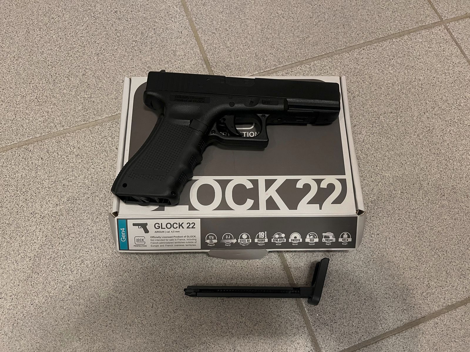 Glock 22 Gen4 pistola Co2 calibro 4,5 mm BB in acciaio