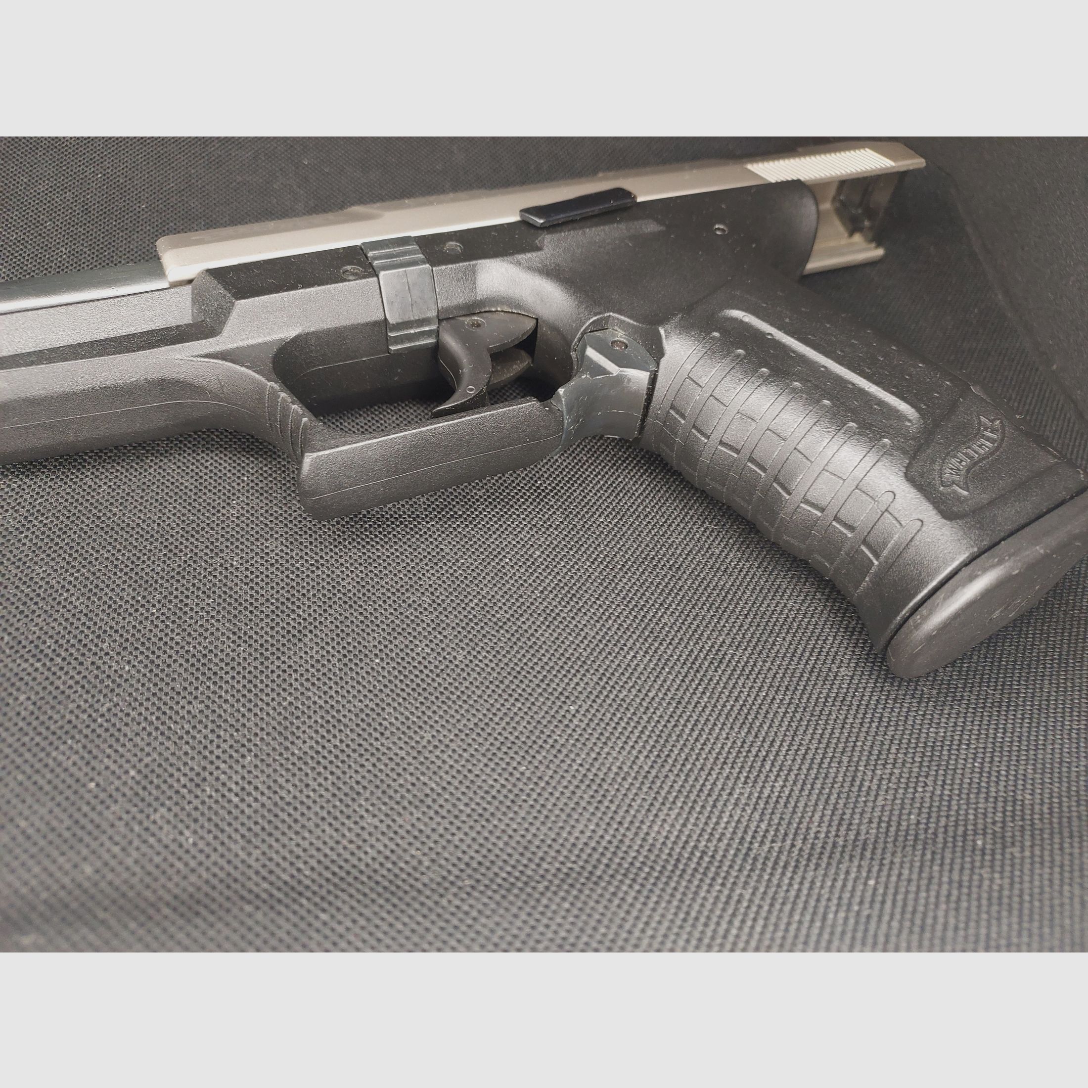 Pistola a salve Walther P99 9mm P.A.K. bicolore (762) con fondina Fidragon