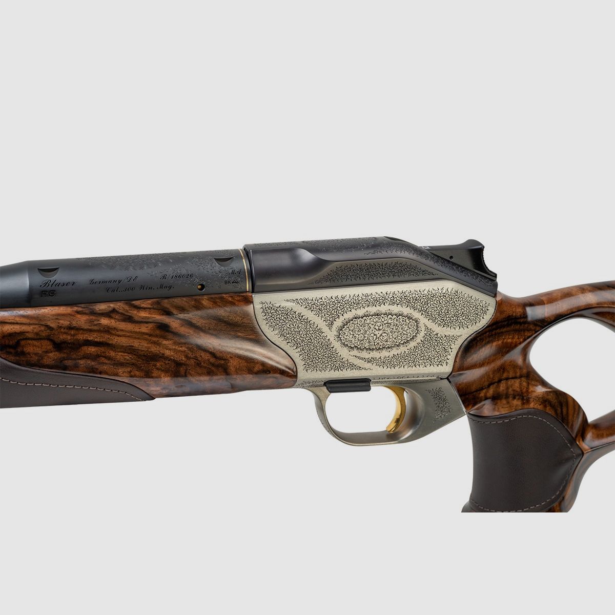 Blaser R8 Success Leather "Scroll with Rose Bouquet II" ein Original aus dem Blaser Custom Shop - .300 Win. Mag.