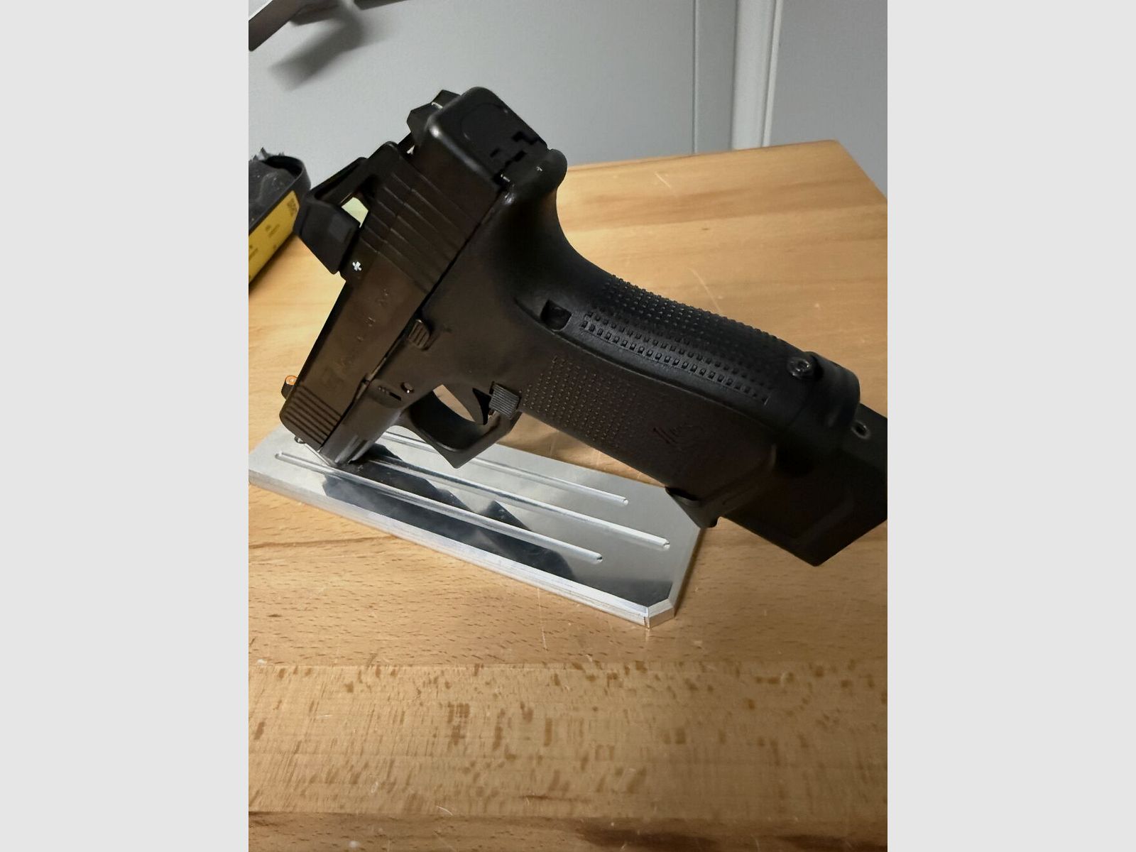 Glock 19 9mm Luger