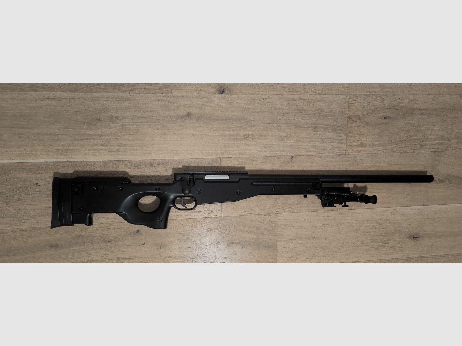 Airsoft sniper rifle WELL MB-01 with bipod