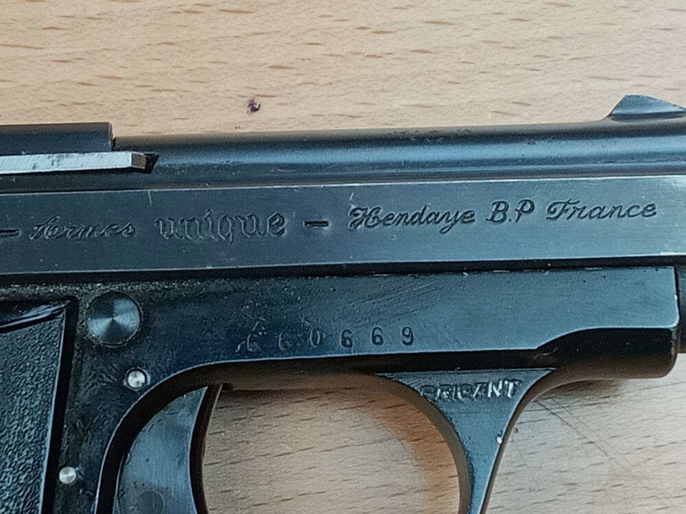 Unique Mikros "K"