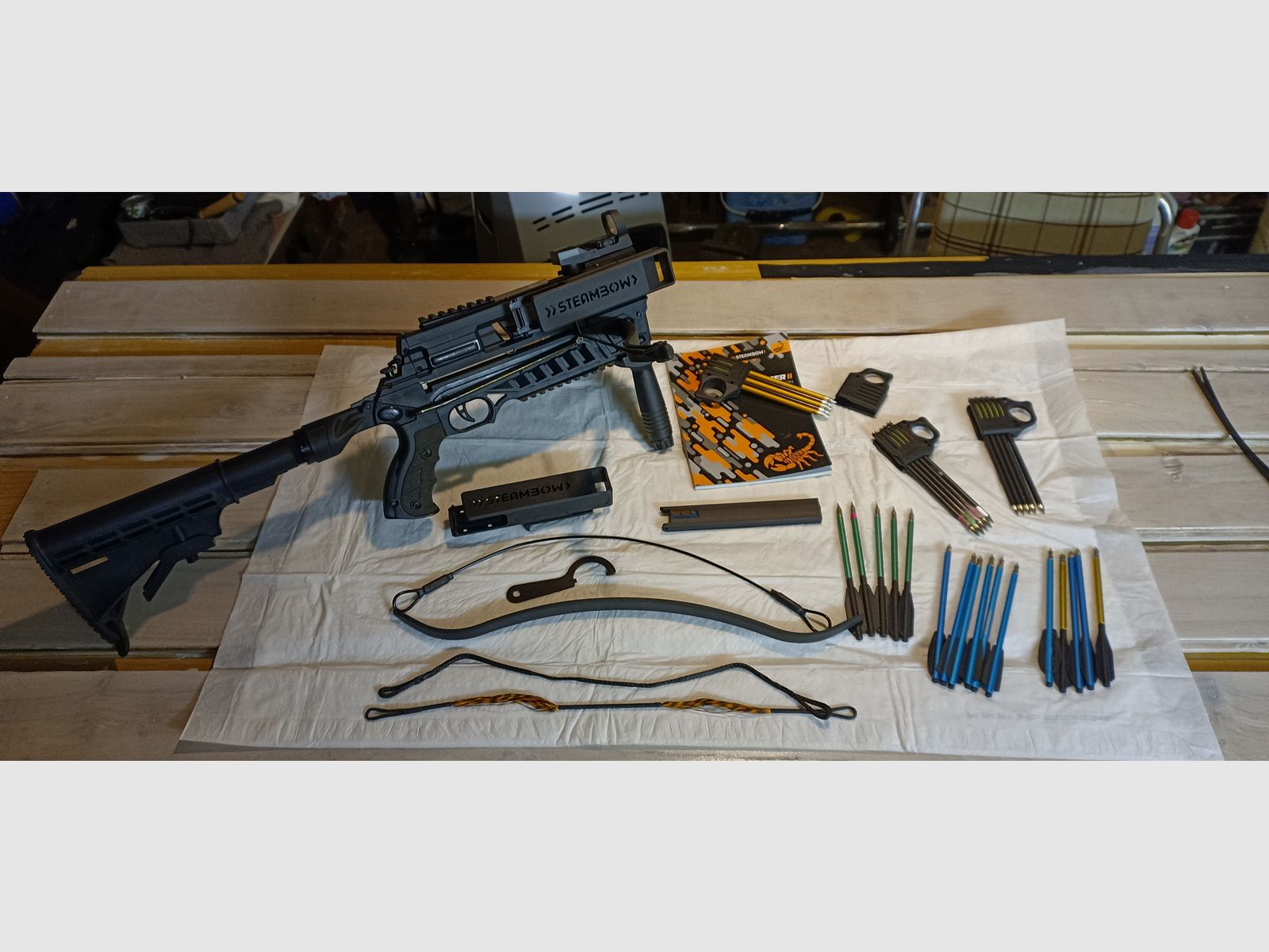 Steambow AR-6 Stinger II arbalète à répétition tactique