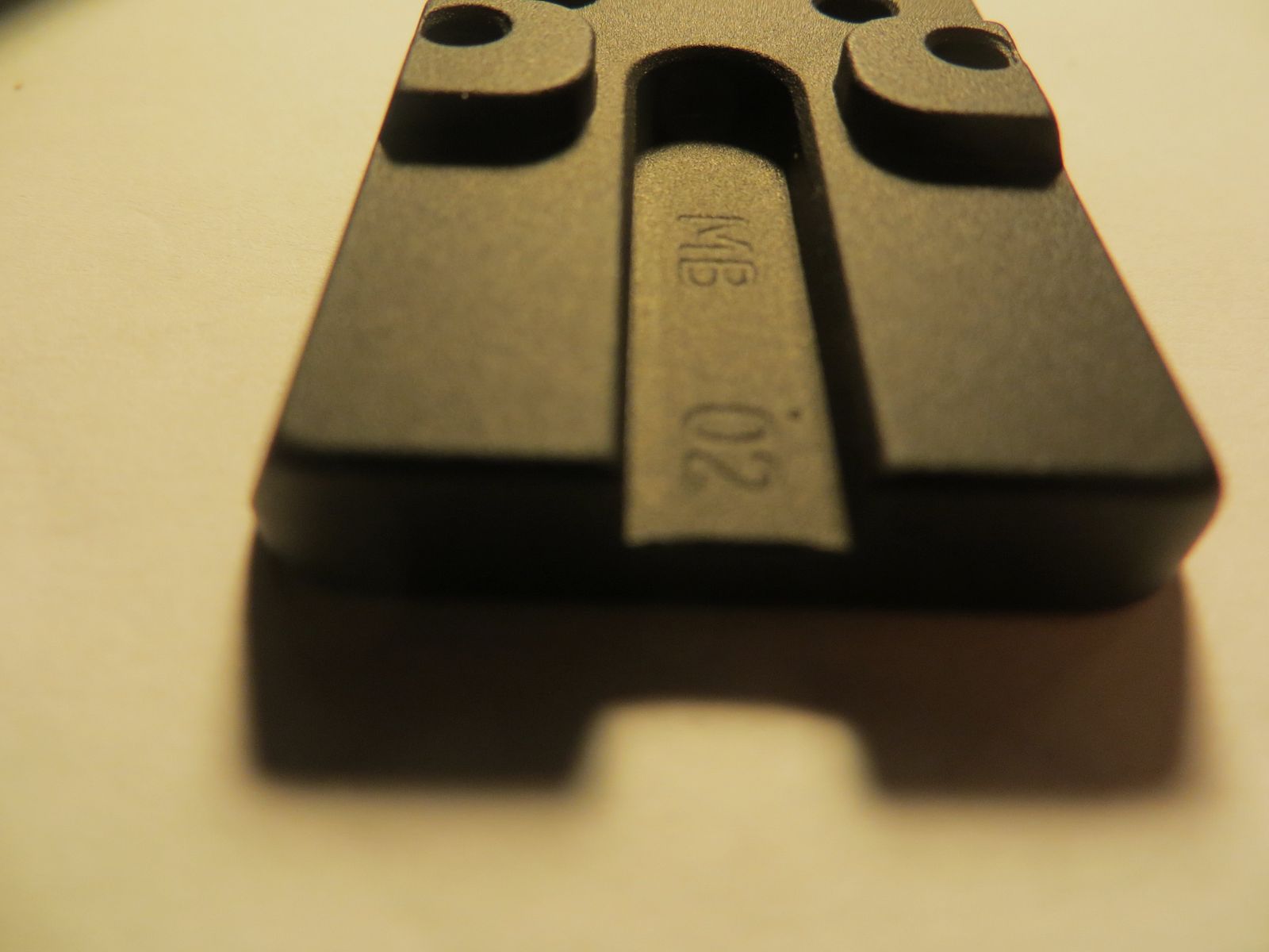 Leuchtpunktvisier TRIJICON  RM 07 RMR 6MOA mit verschiedene Foodprints