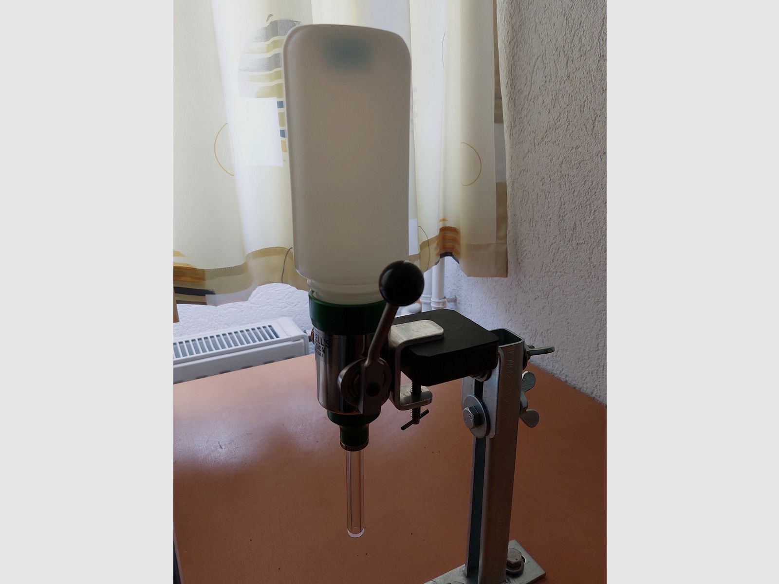 Dispositivo dosificador de polvo Harrells Classic Culver con cojinete de aguja