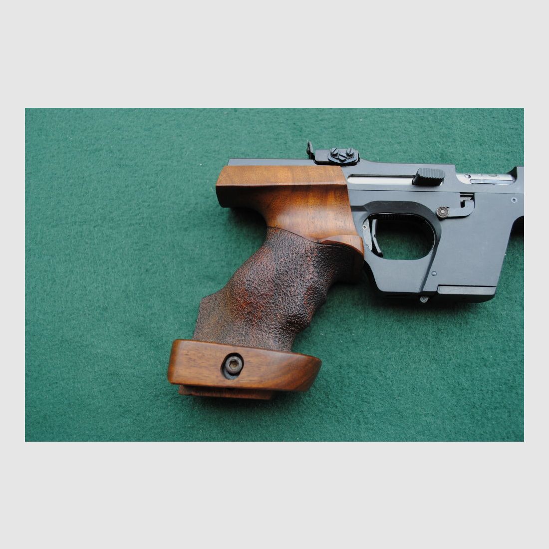 Walther Mod. GSP, zweites Modell, 2 Magazine