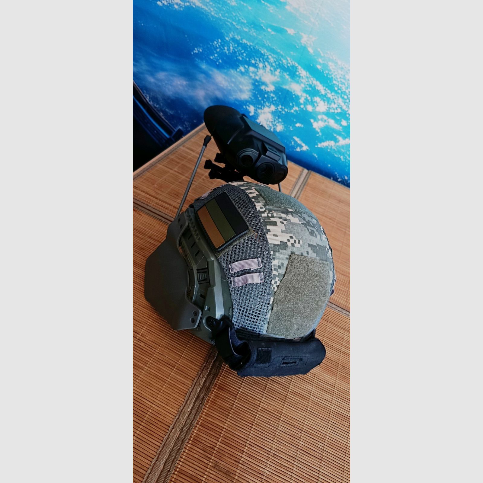 Bresser NV Binokular Nachtsichtgerät mit Bump Helm - vers. DE-Versand inkl.